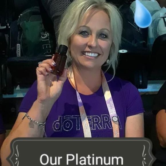 Meet your Posher, Danielle - Picture 1 of 1